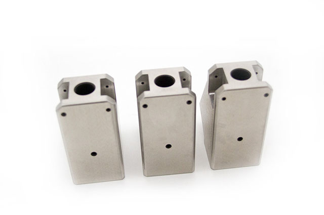 cnc加工對電主軸結構有什么要求?cnc加工進給運動有什么條件?